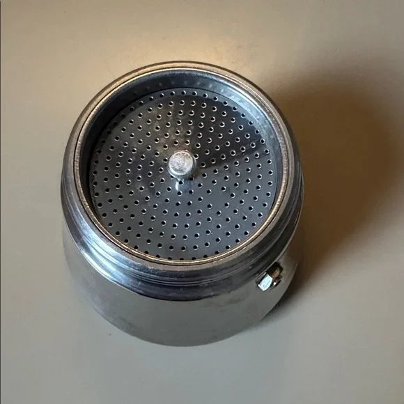 Gemini Express stovetop espresso maker in red - Picture 12 of 16